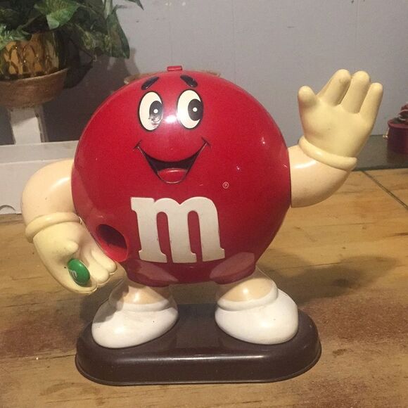 Vintage M&M Red Candy dispenser 1991 - Picture 3 of 6